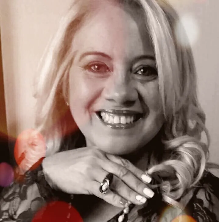 Portrait of Helena Bezerra, founder of HB Design